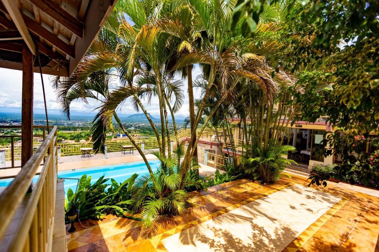 Sky Plus Hotel & Resort Ho Extérieur photo