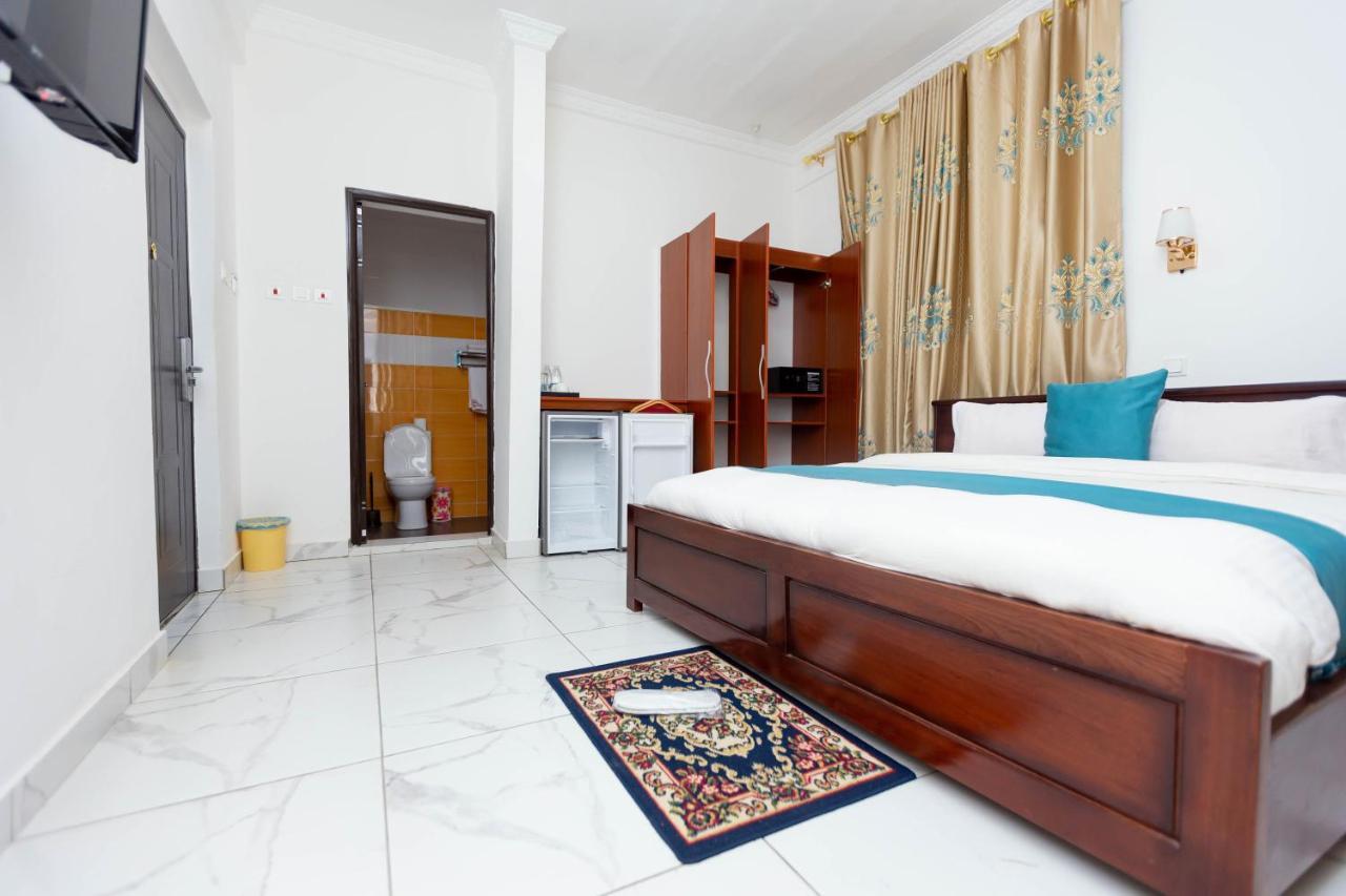 Sky Plus Hotel & Resort Ho Extérieur photo
